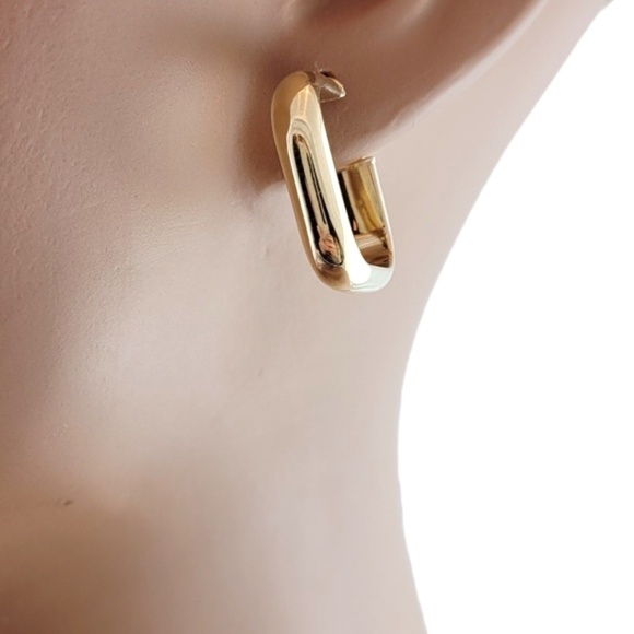 14K Yellow Gold Square Earrings #15860 - Picture 5 of 5